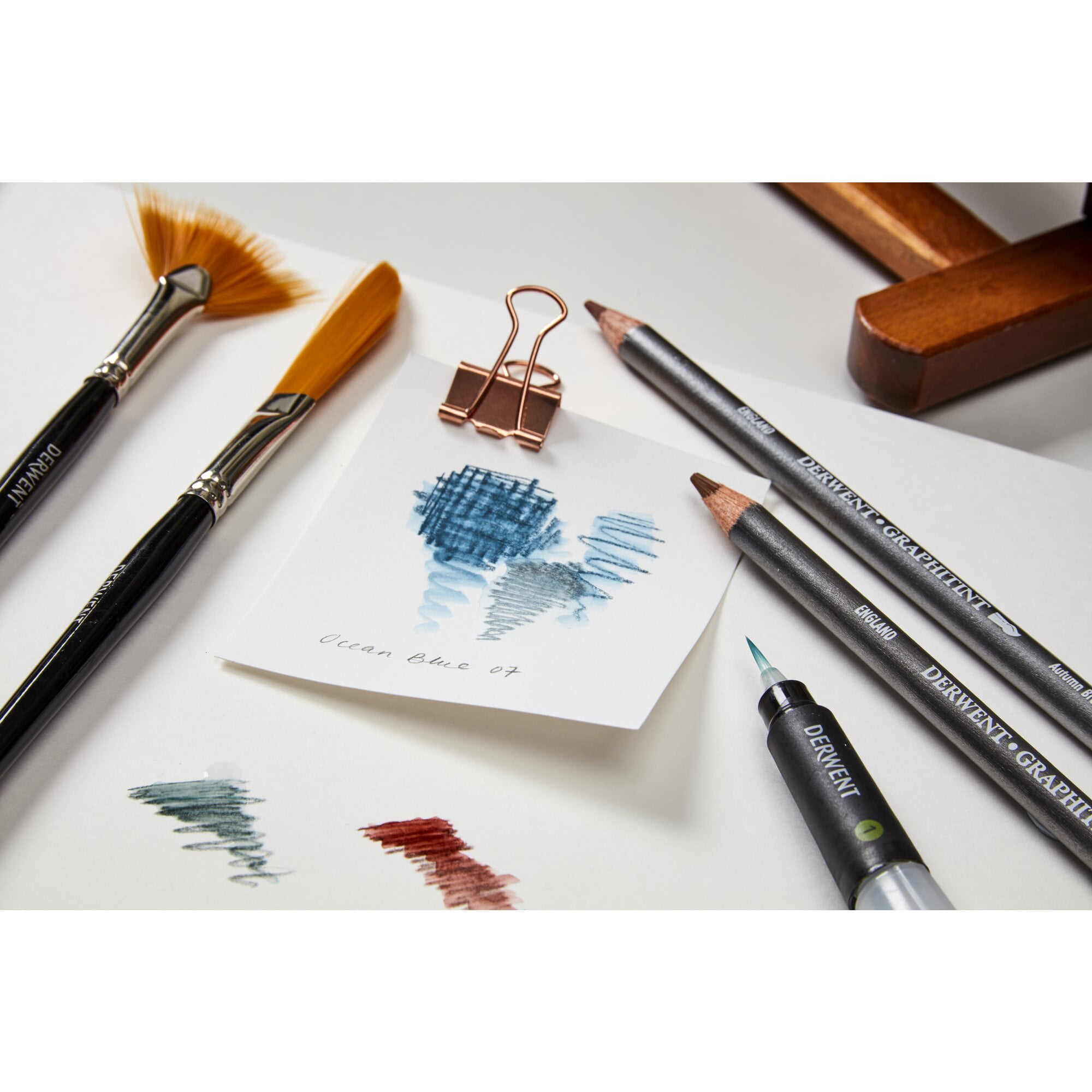 Derwent Graphitint Pencil 12-Pencil Tin Set