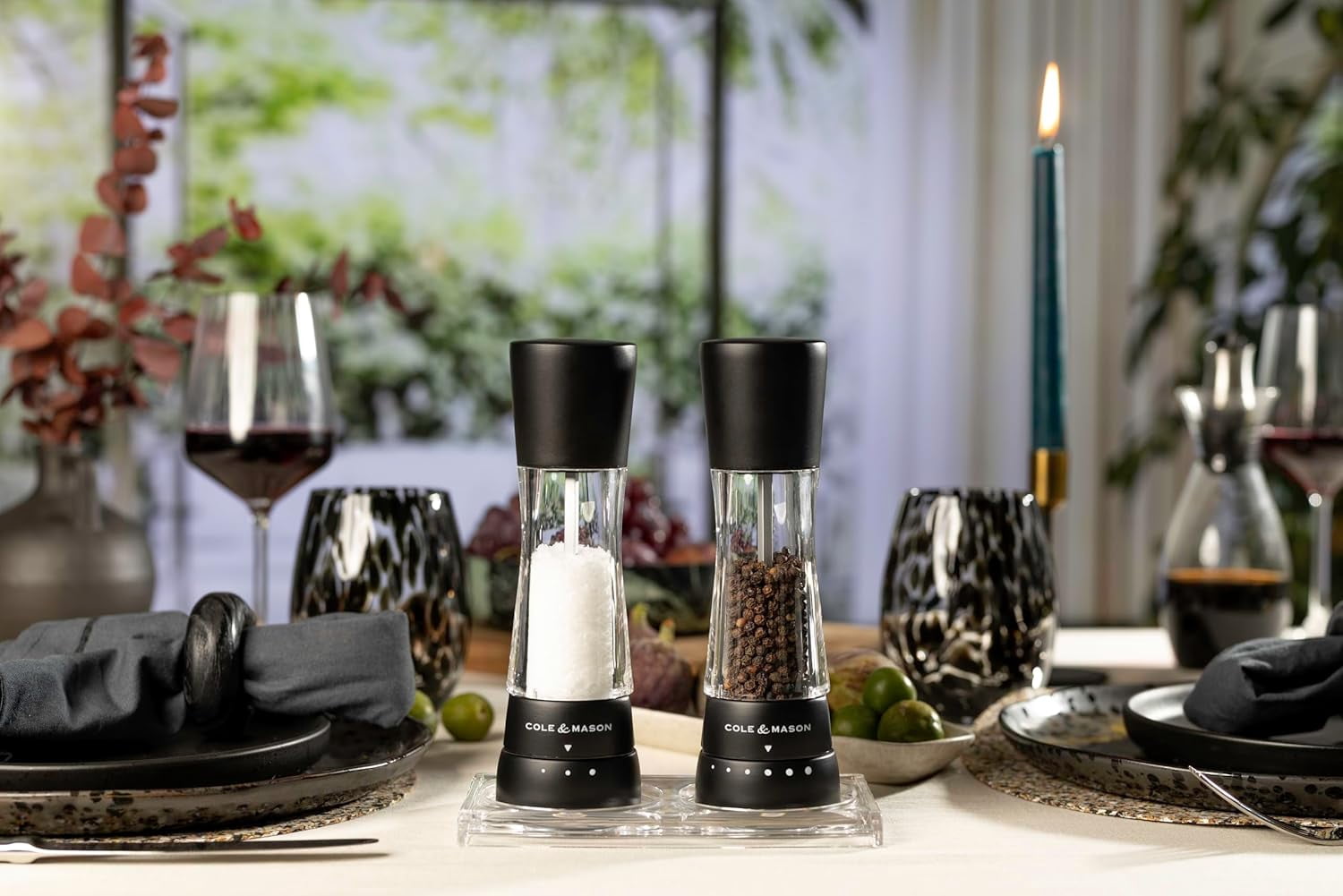 Derwent Pepper Grinder - Mill Includes Gourmet Precision Mechanism and Premium Peppercorns - Pepper Mill, Matt Black