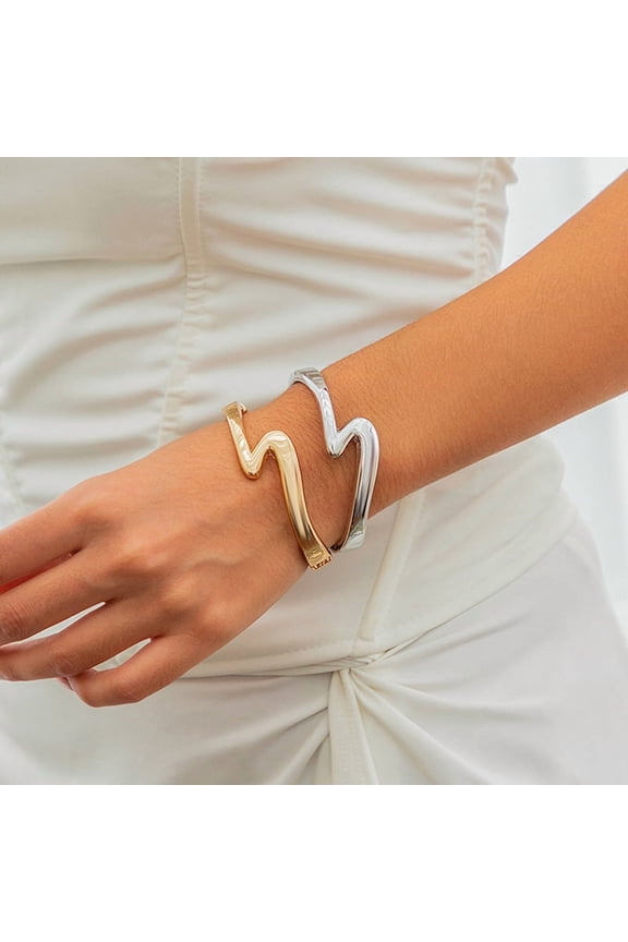 Design Curved Z-shaped Glossy Spring Bracelet