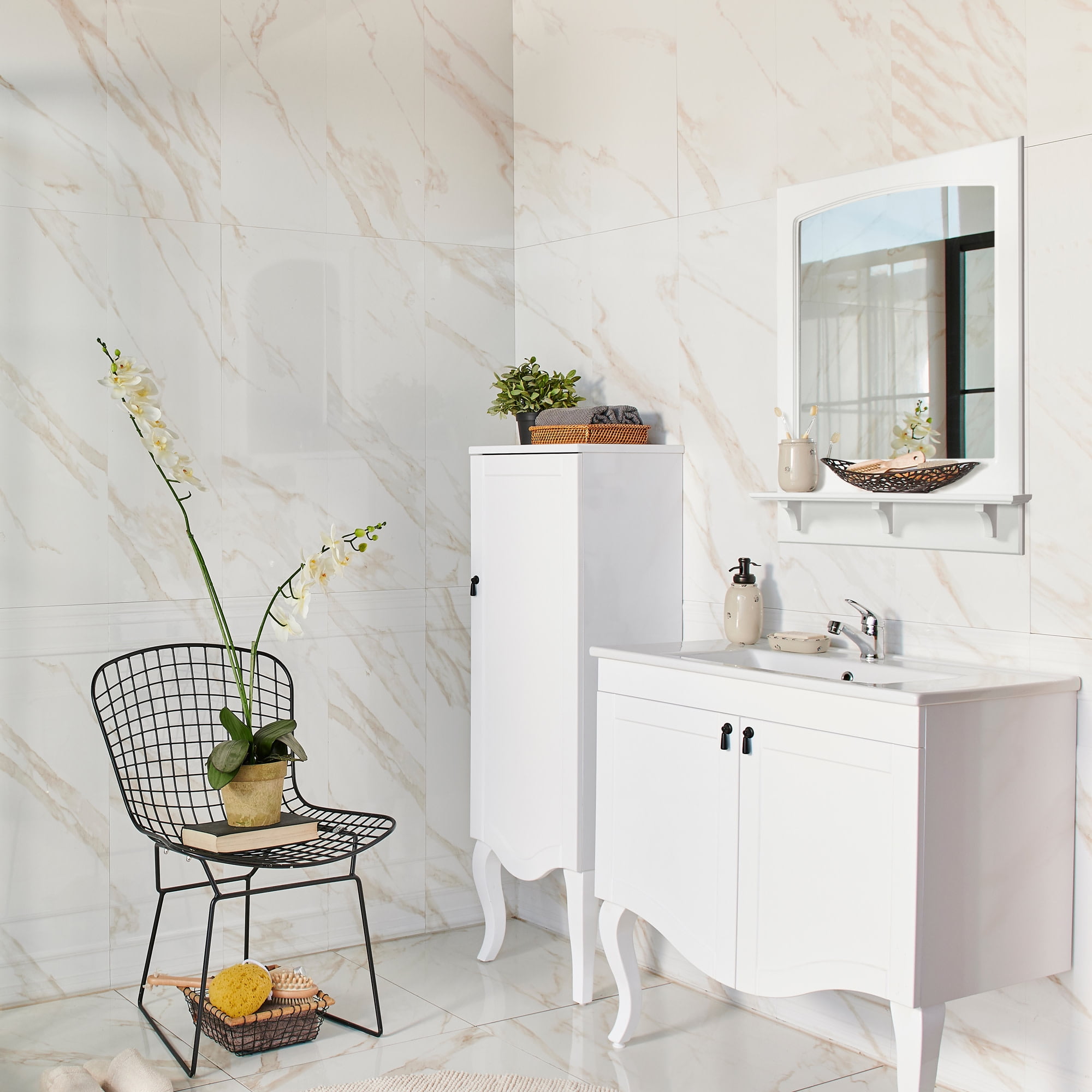 White Pine Wood Rectangular Wall Mirror with Shelf, 31" x 24"