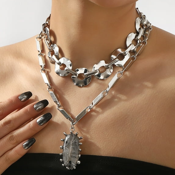 Design Resin Pendant Necklace Vintage Chain