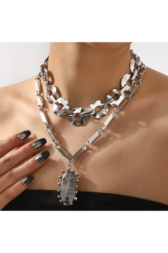 Design Resin Pendant Necklace Vintage Chain