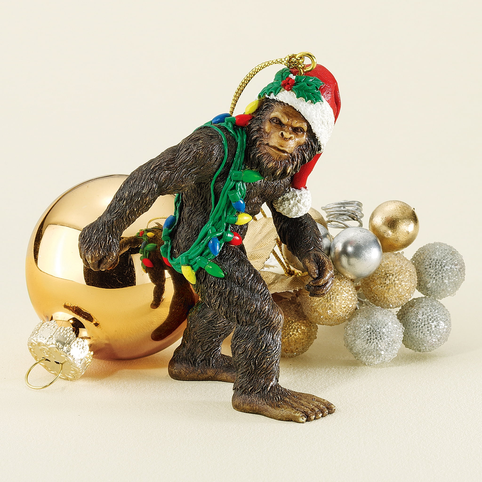 Design Toscano Bigfoot Yeti Christmas Figurine - H