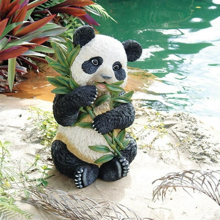 Design Toscano Tian Shan, the Asian Panda Sculpture