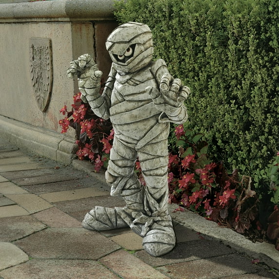 Design Toscano Wrapped Too Tight Garden Mummy Statue