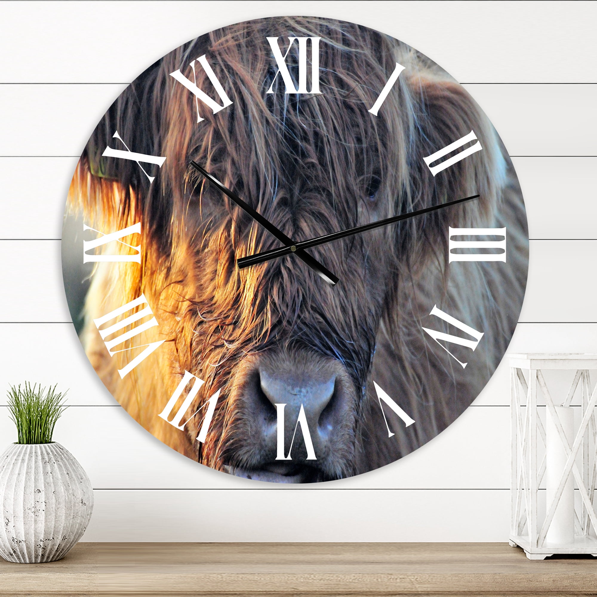 Designart 1 in Quartz Farmhouse Wall Clock