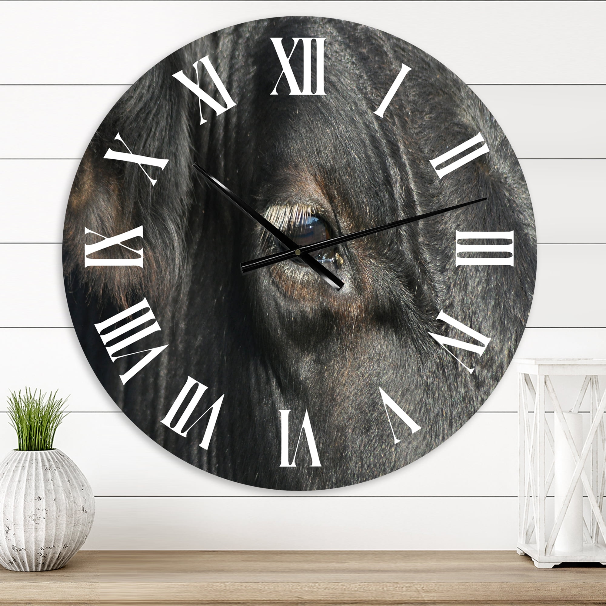 Designart 1 in Quartz Farmhouse Wall Clock