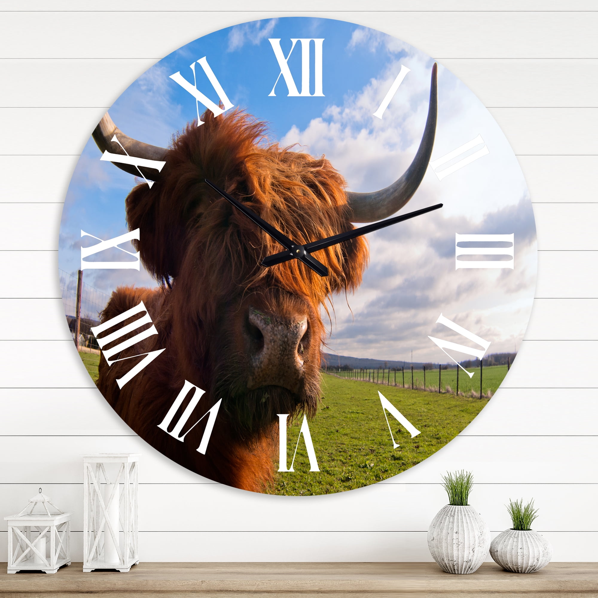 Designart 1 in Quartz Farmhouse Wall Clock