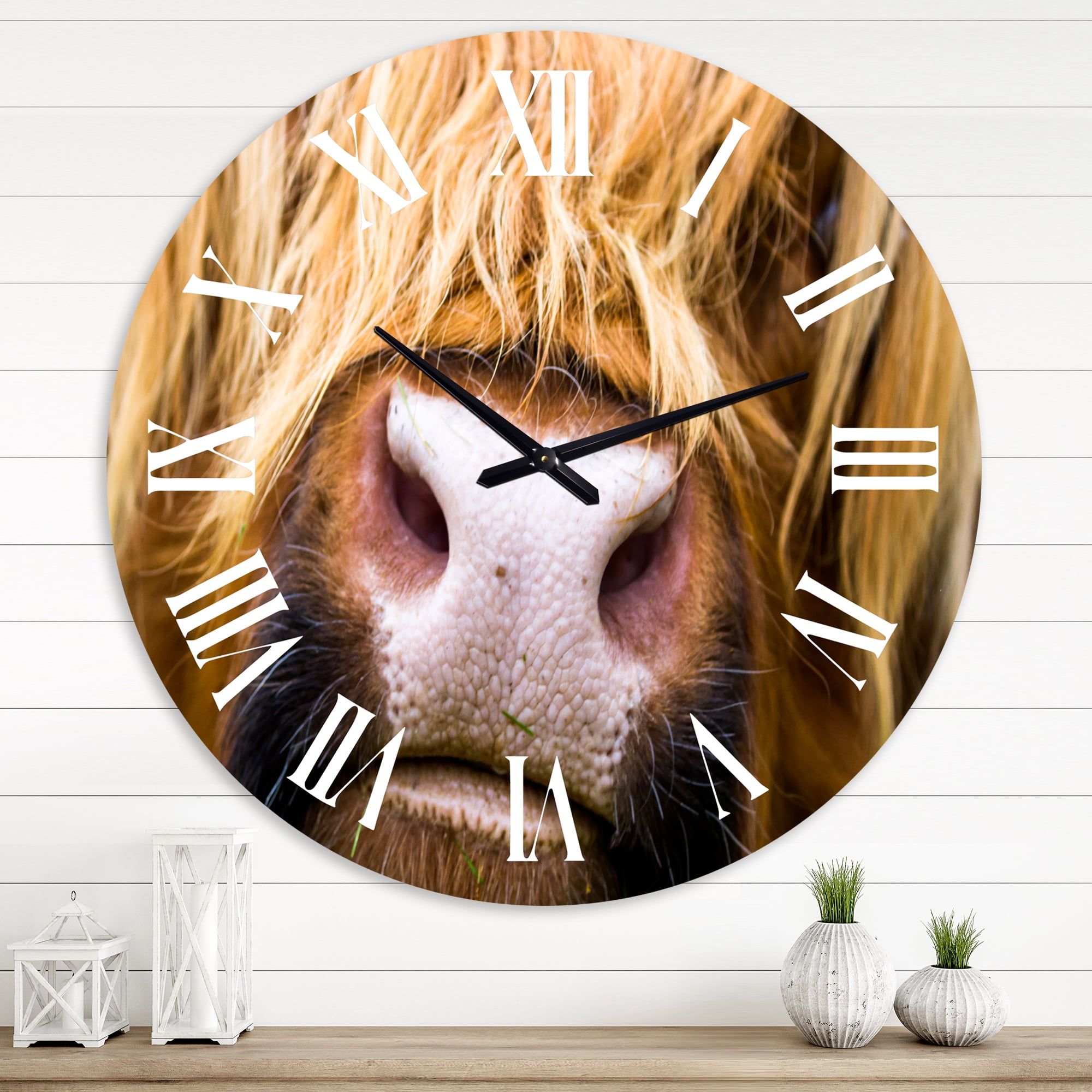 Designart 1 in Quartz Farmhouse Wall Clock