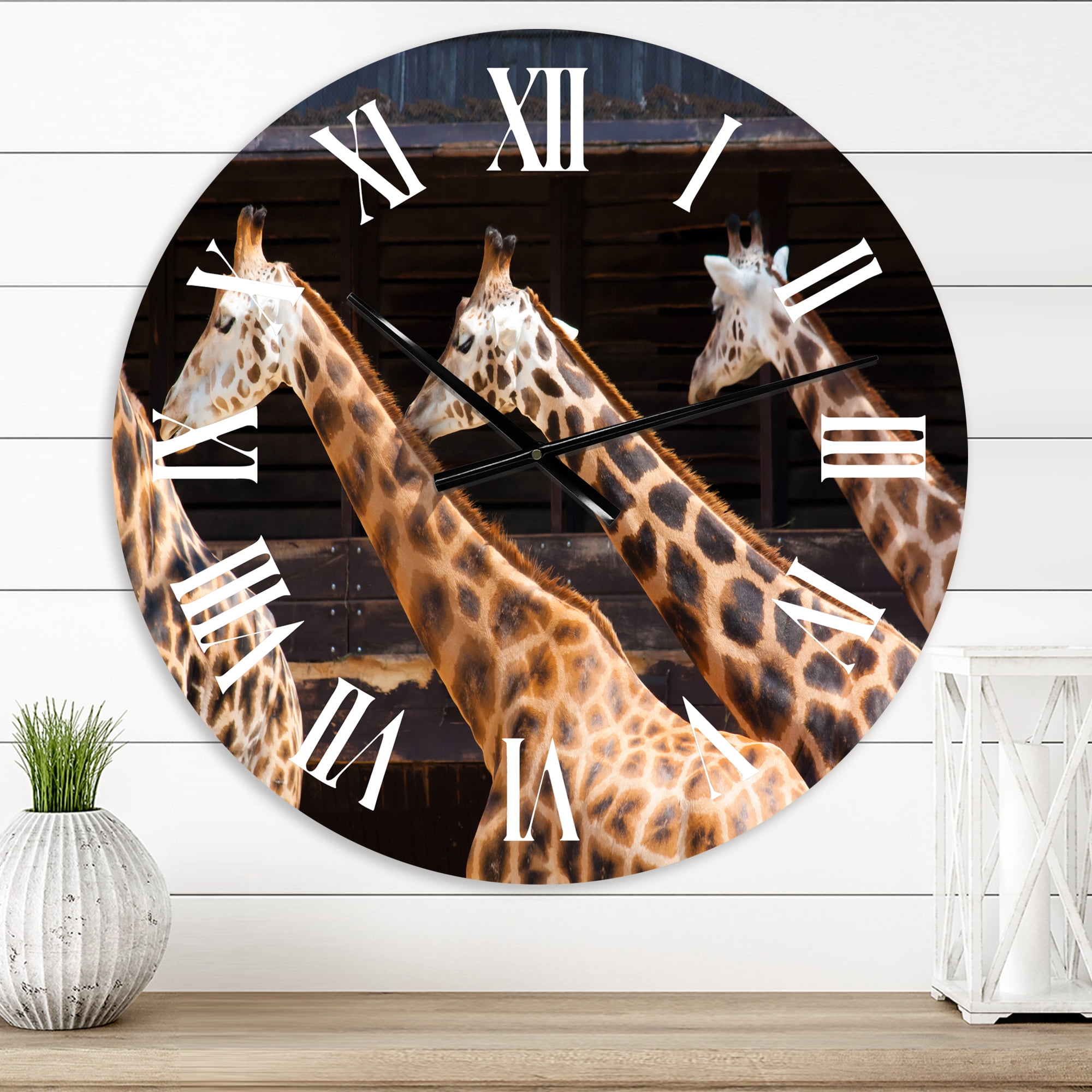 Designart 1 in Quartz Farmhouse Wall Clock