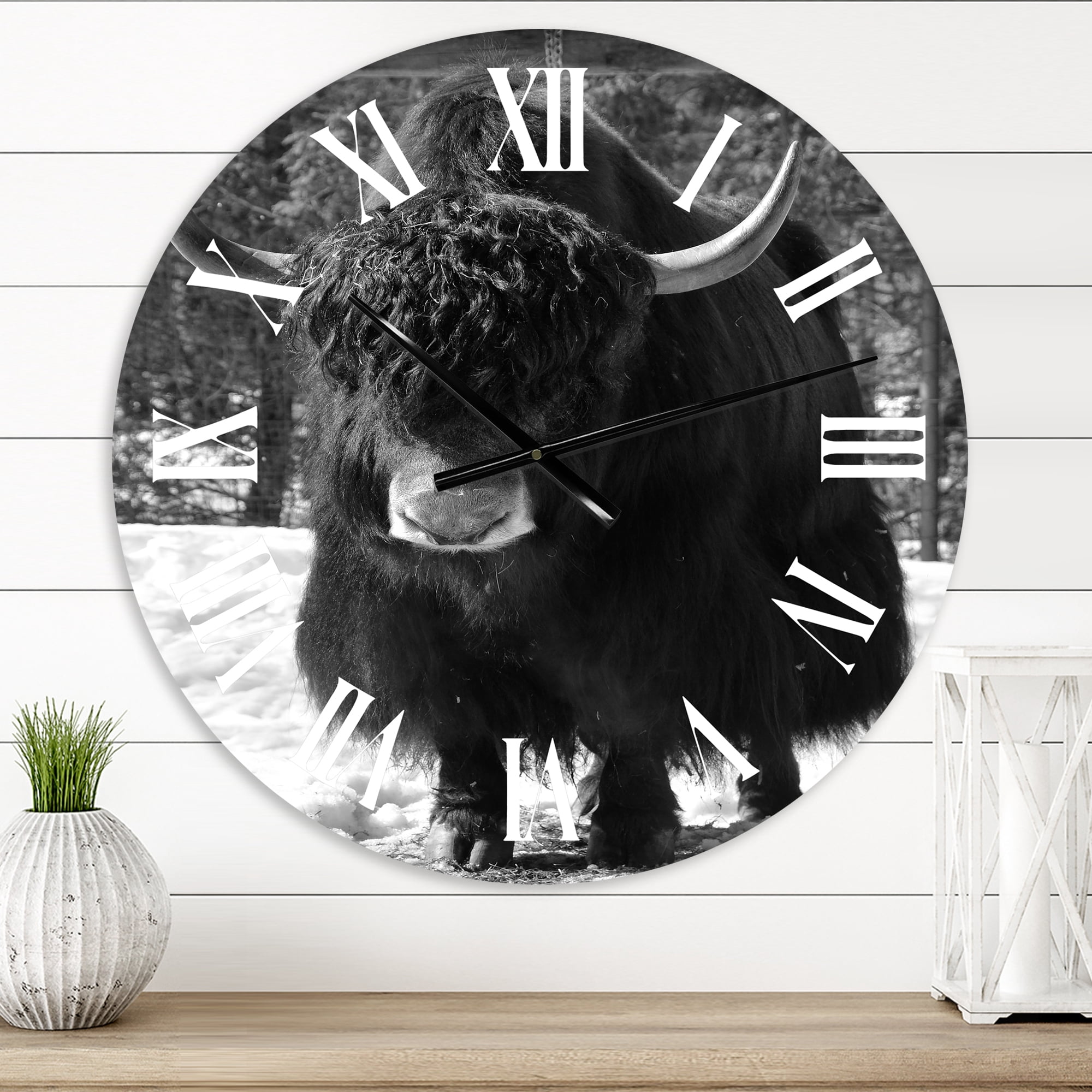 Designart 1 in Quartz Farmhouse Wall Clock