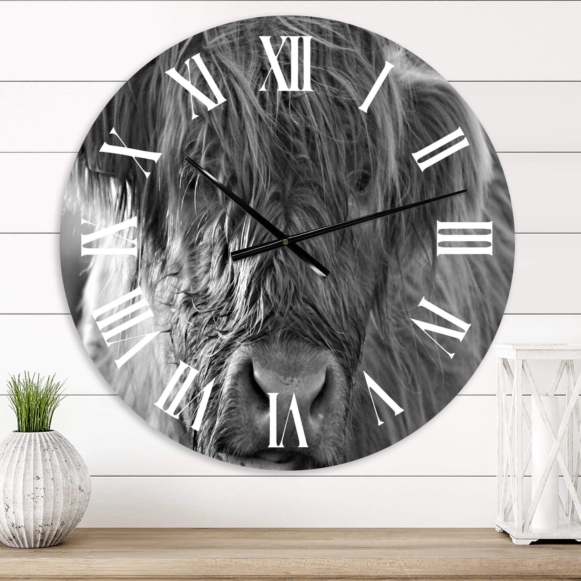 Designart 1 in Quartz Farmhouse Wall Clock