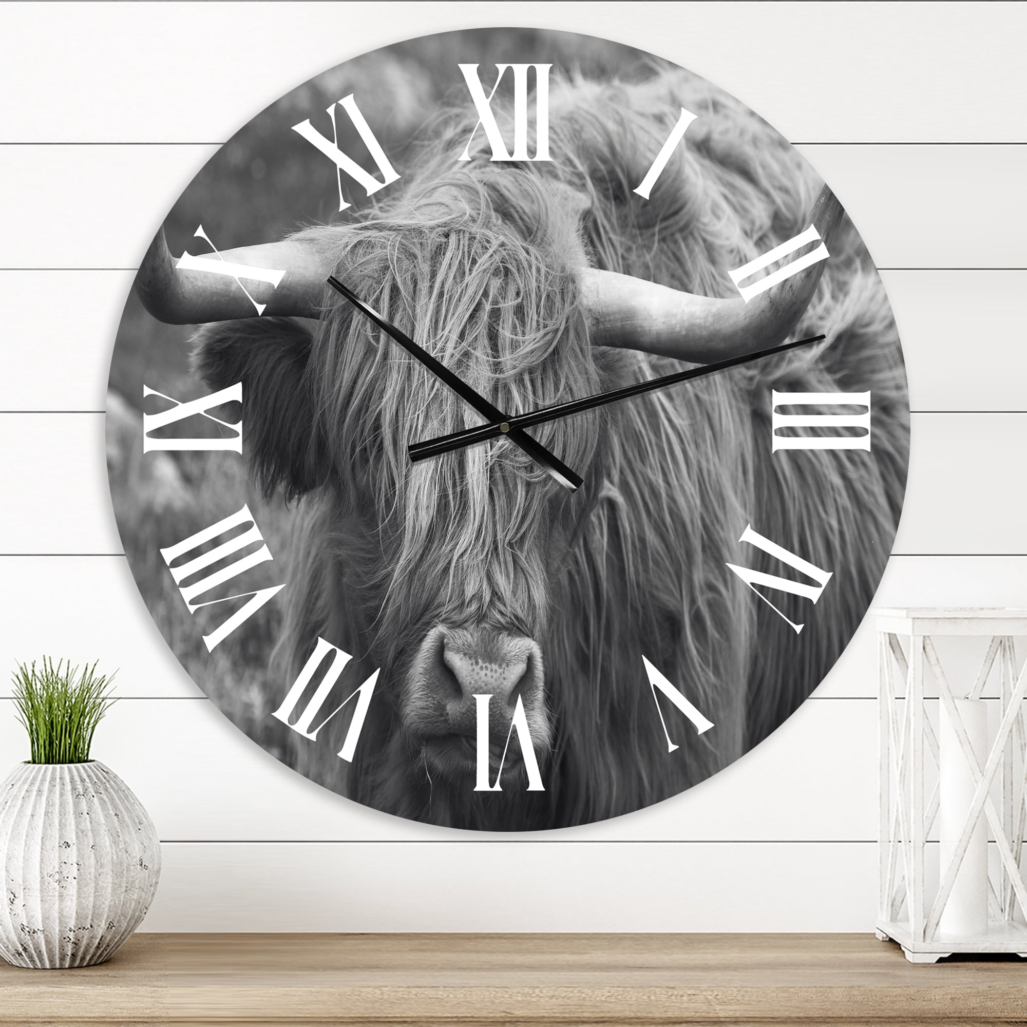 Designart 1 in Quartz Farmhouse Wall Clock