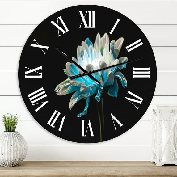 Designart 1 in Quartz Traditional Wall Clock