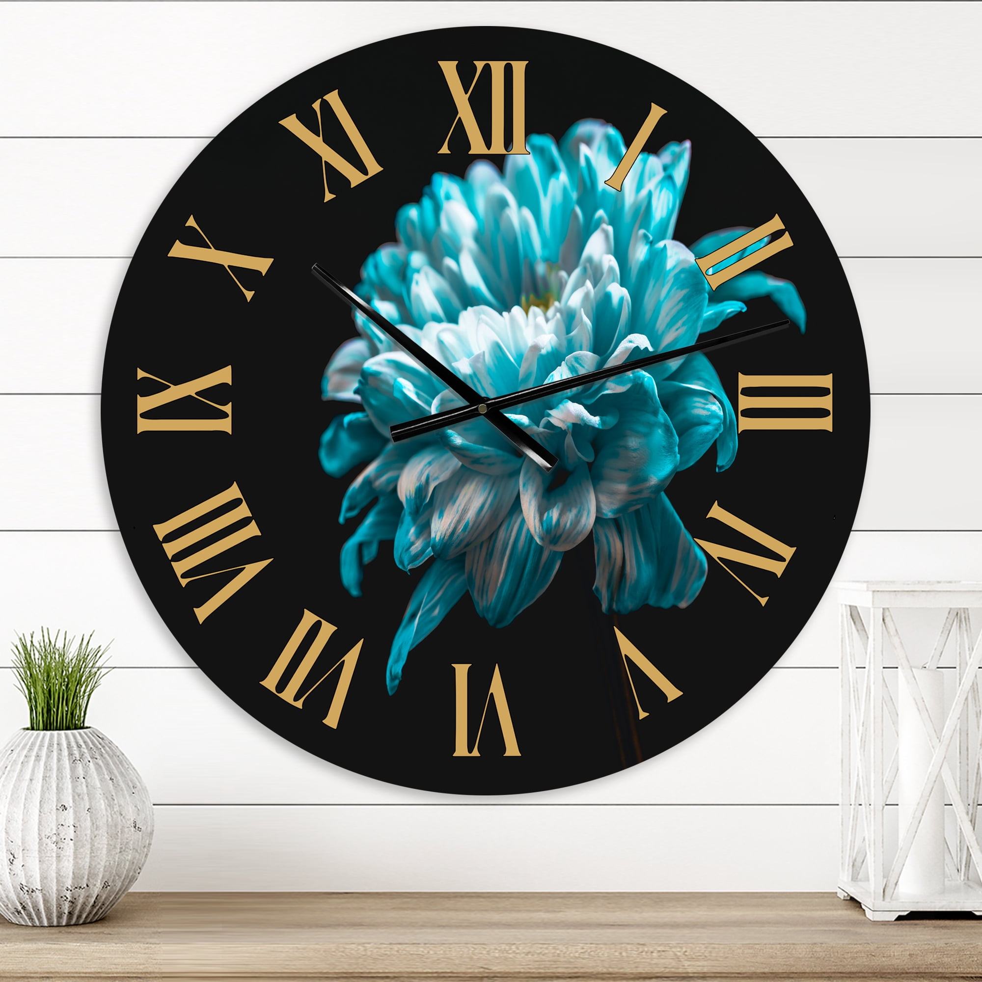 Designart 1 in Quartz Traditional Wall Clock