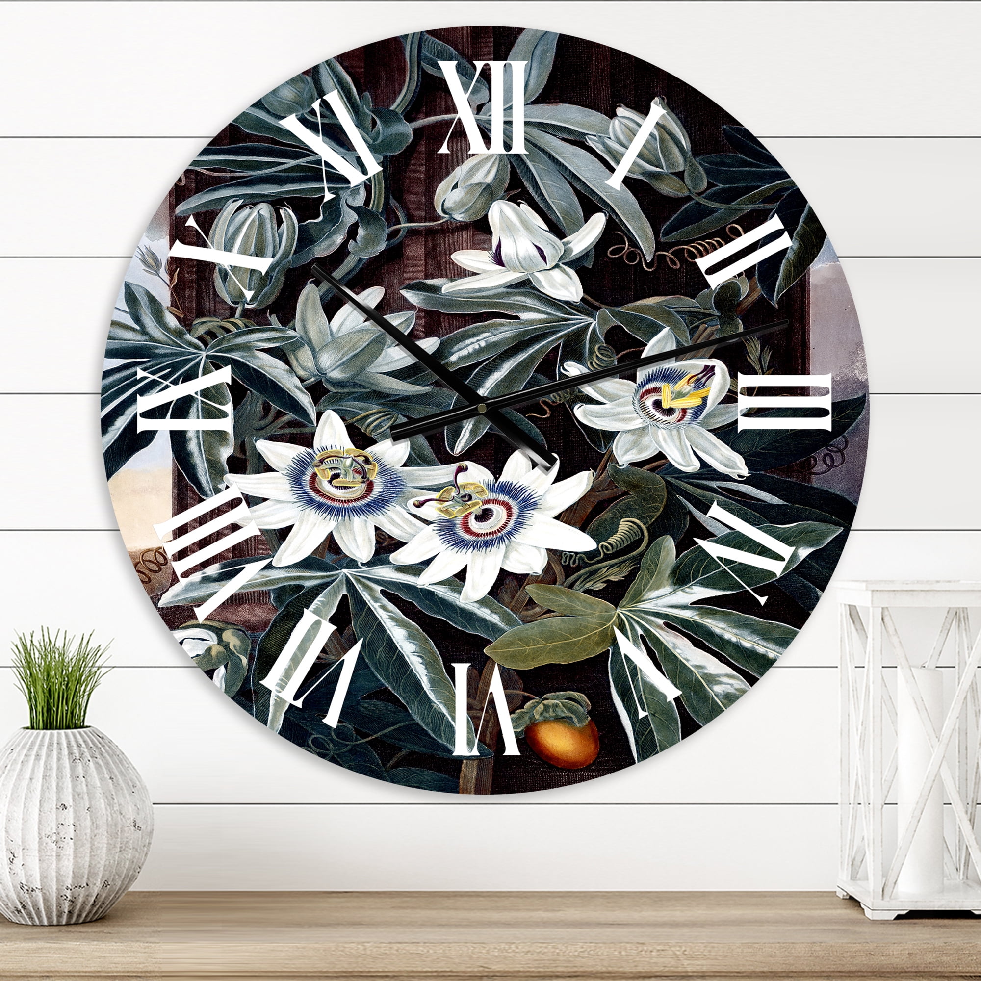 Designart 1 in Quartz Traditional Wall Clock