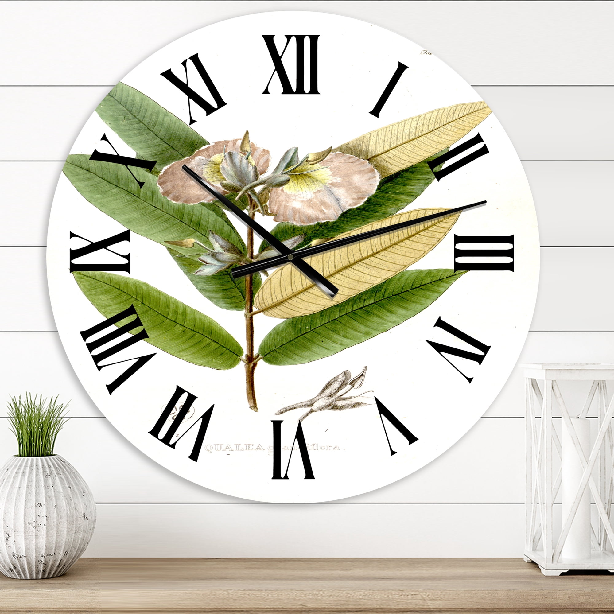 Designart 1 in Traditional Wall Clock