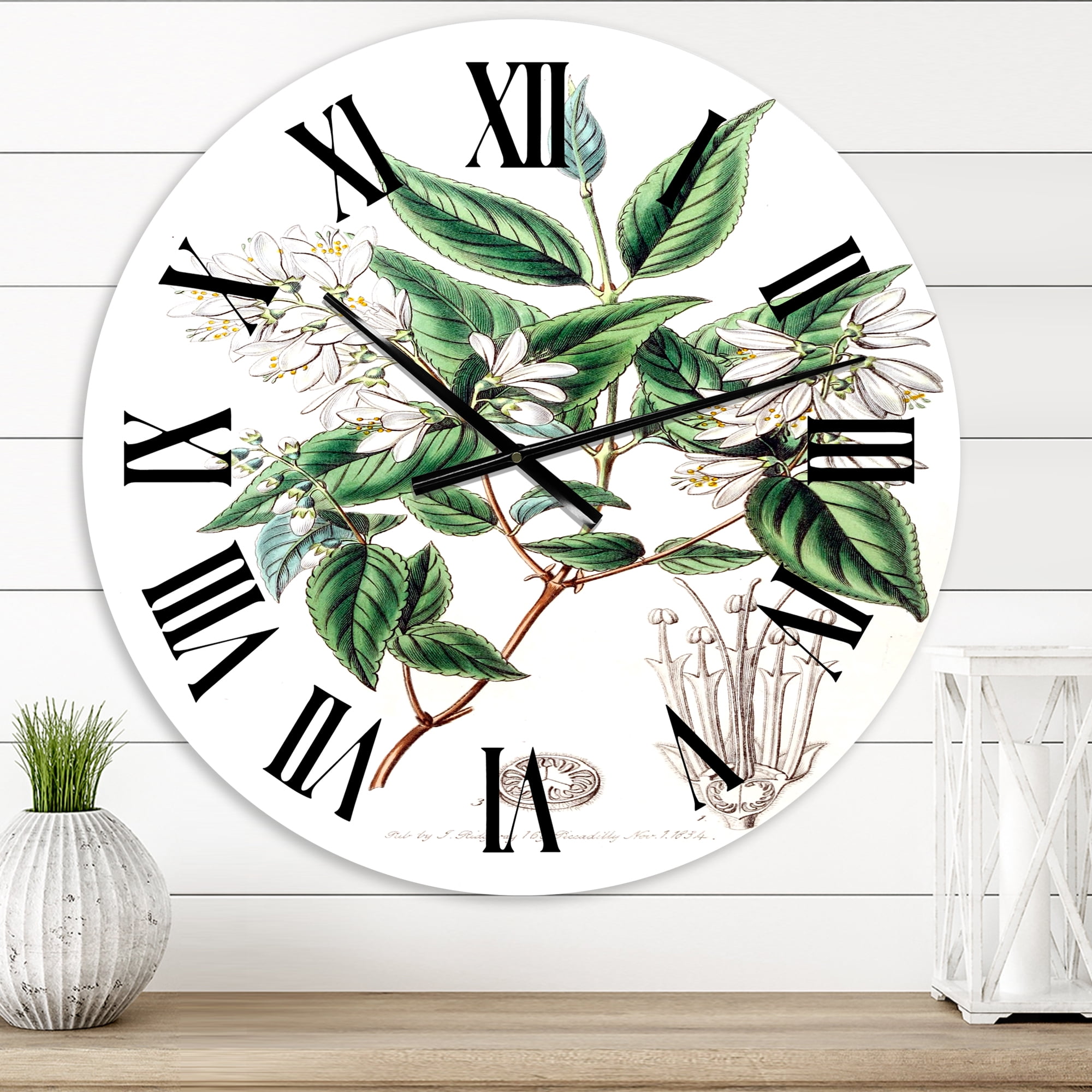 Designart 1 in Traditional Wall Clock