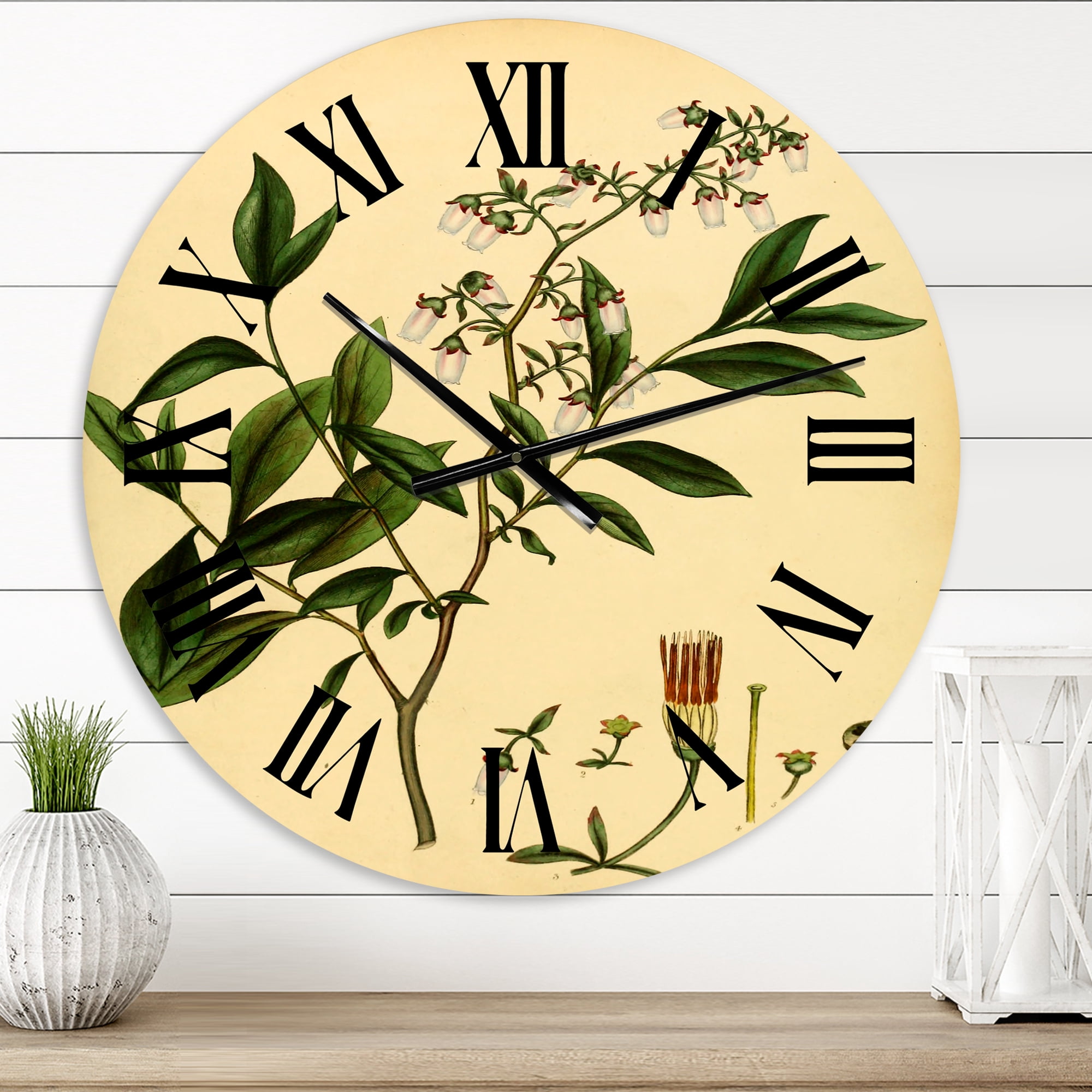 Designart 1 in Traditional Wall Clock