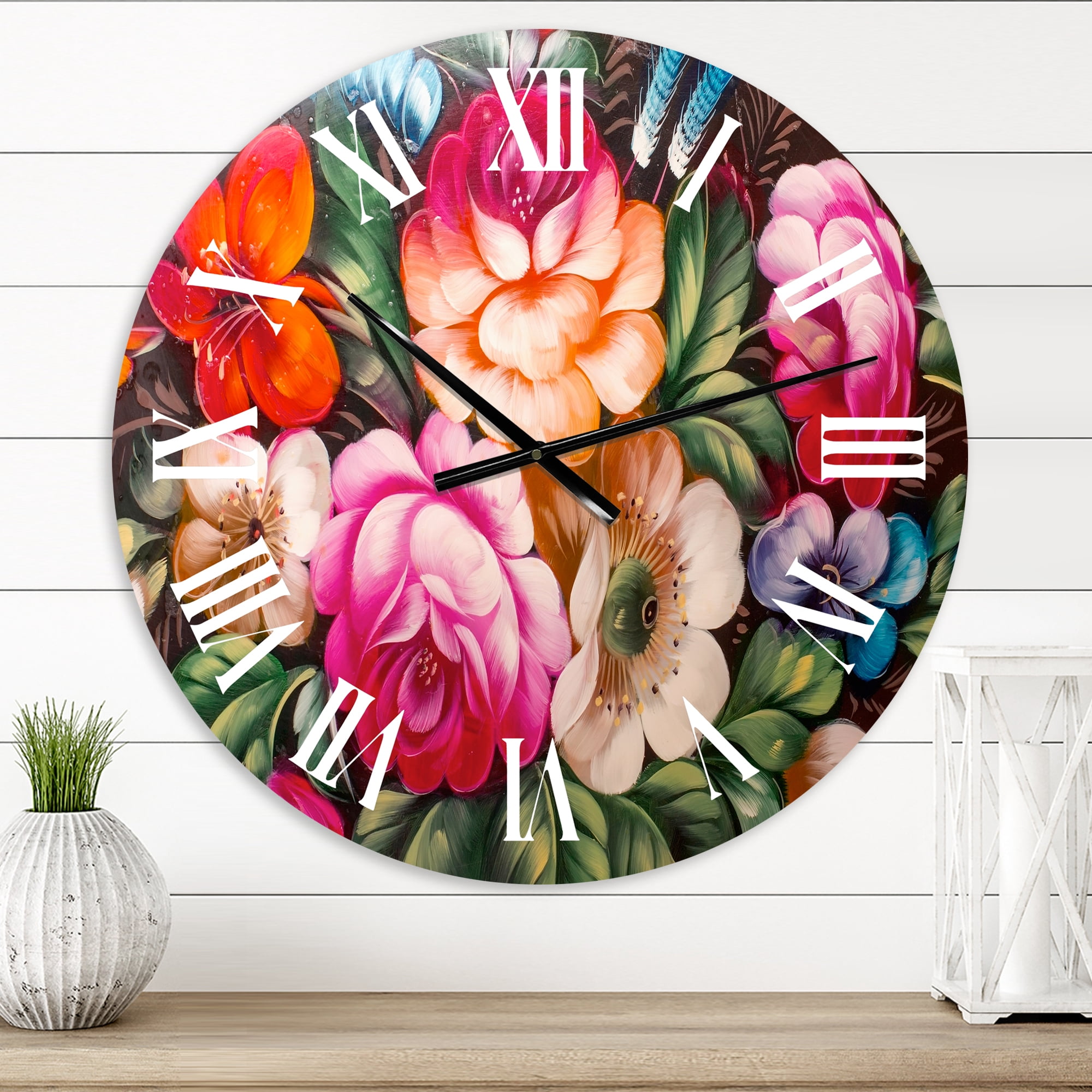 Designart 1 in Traditional Wall Clock