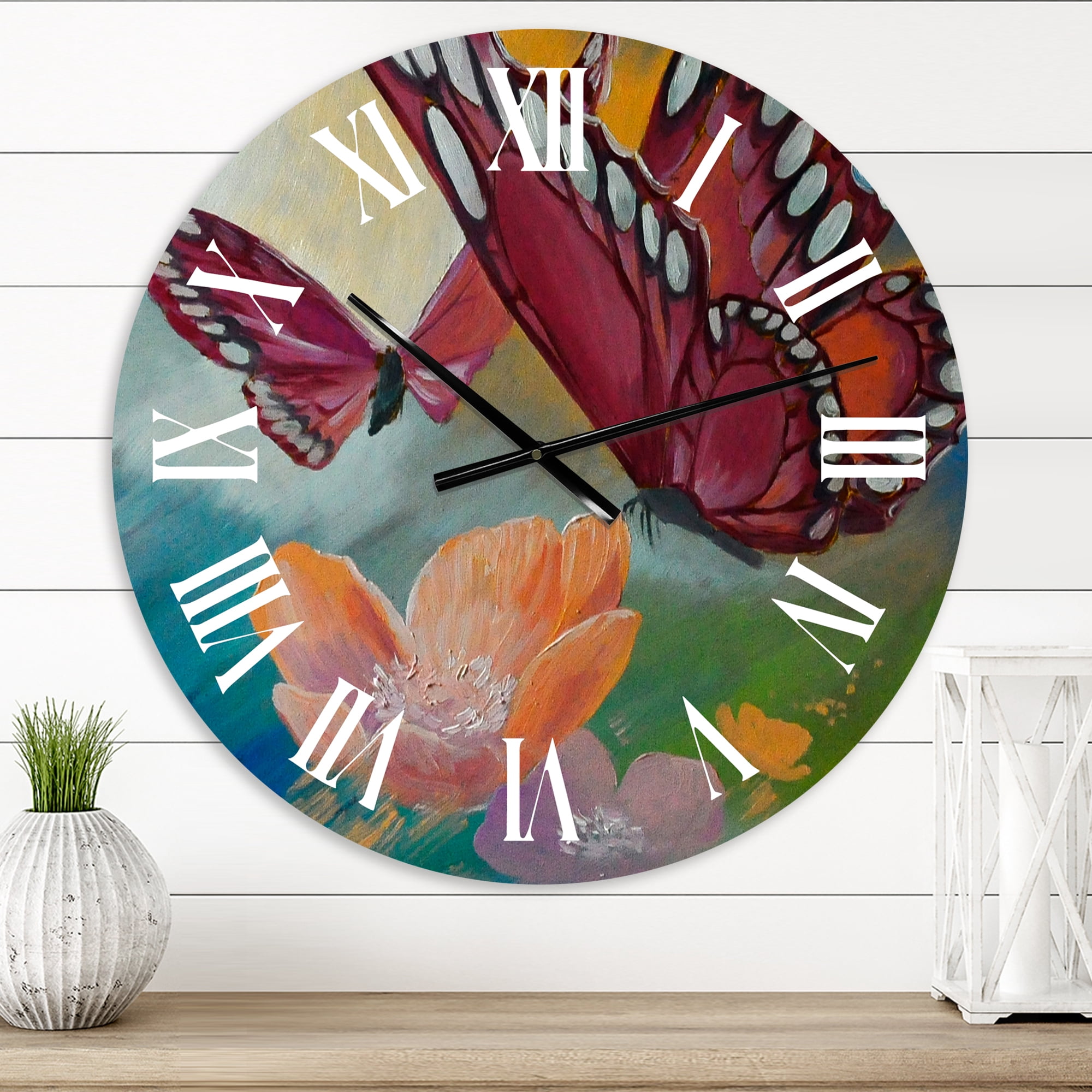 Designart 1 in Traditional Wall Clock