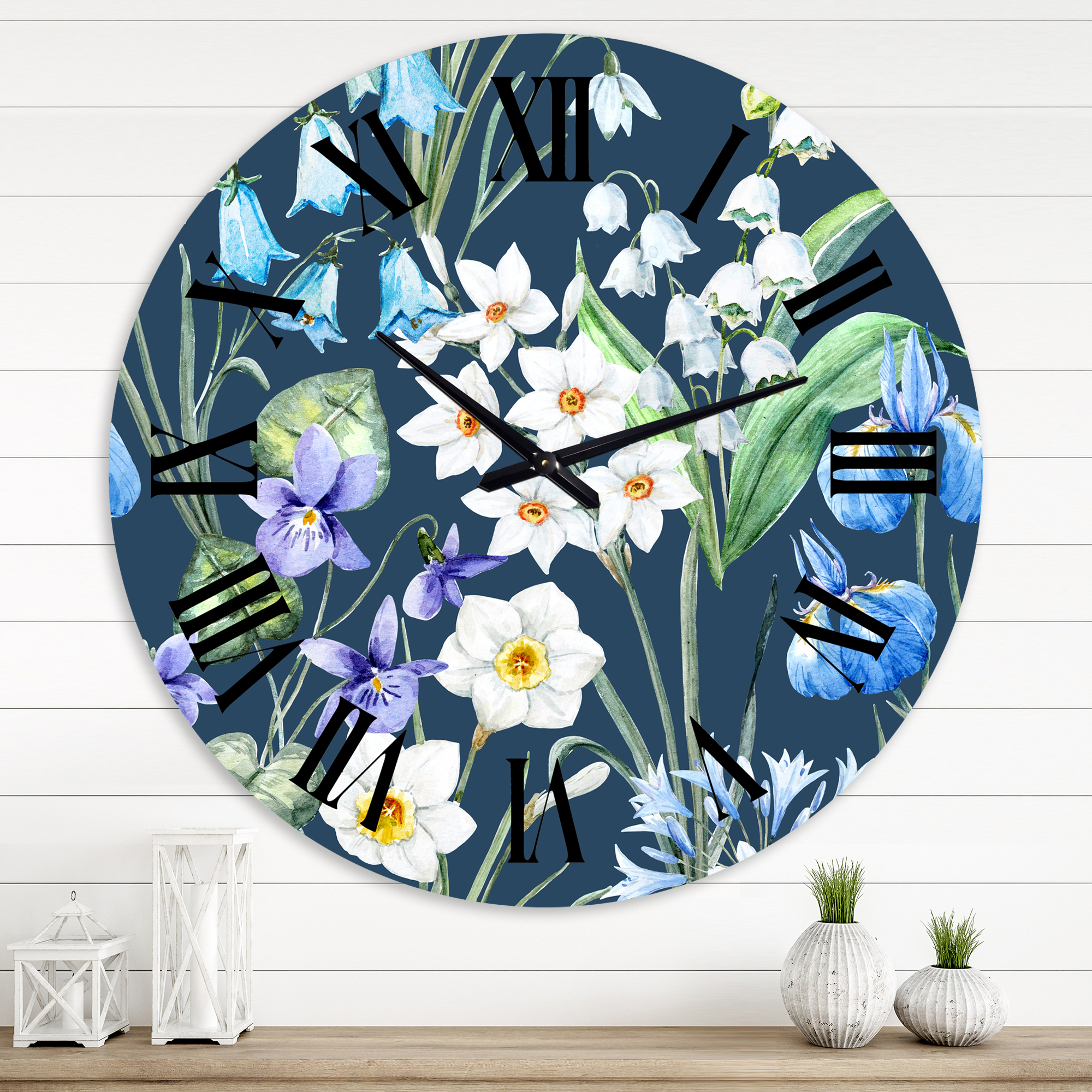Designart 1 in Traditional Wall Clock