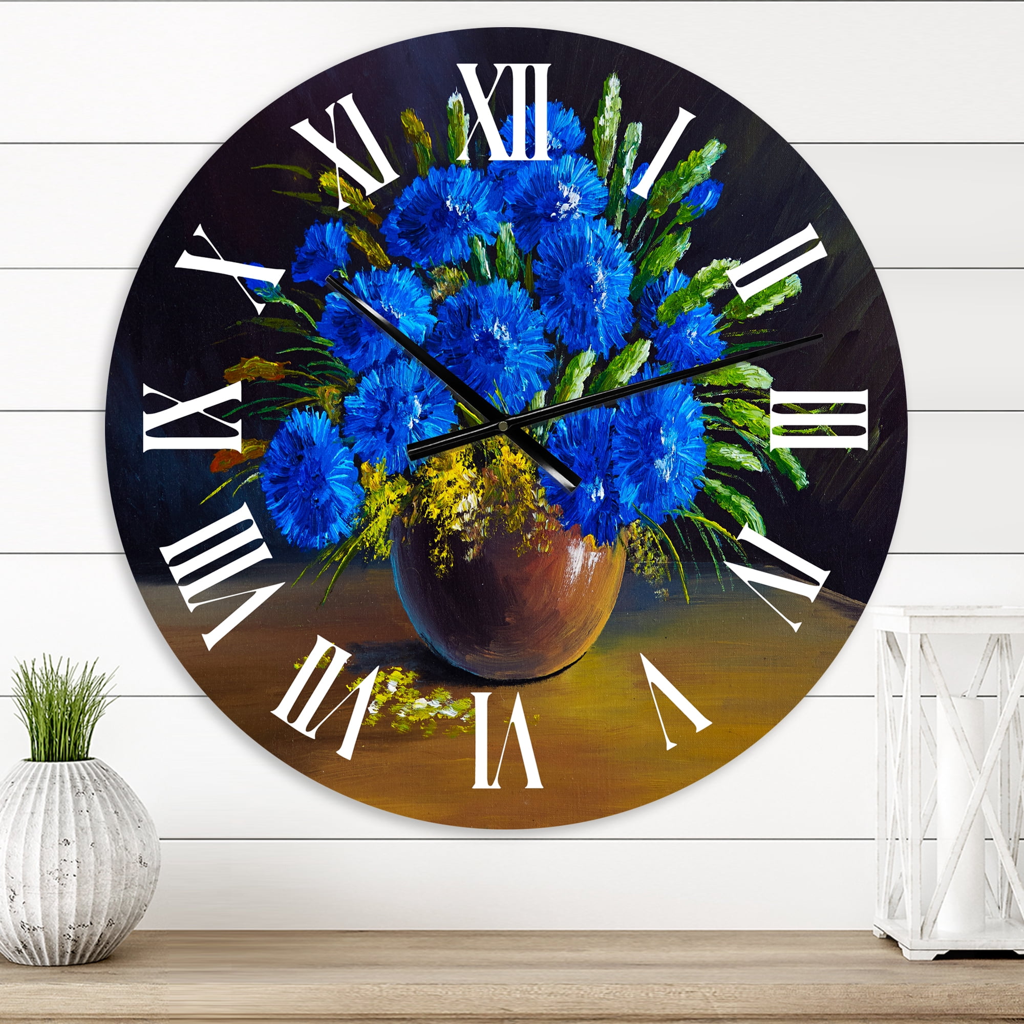 Designart 1 in Traditional Wall Clock