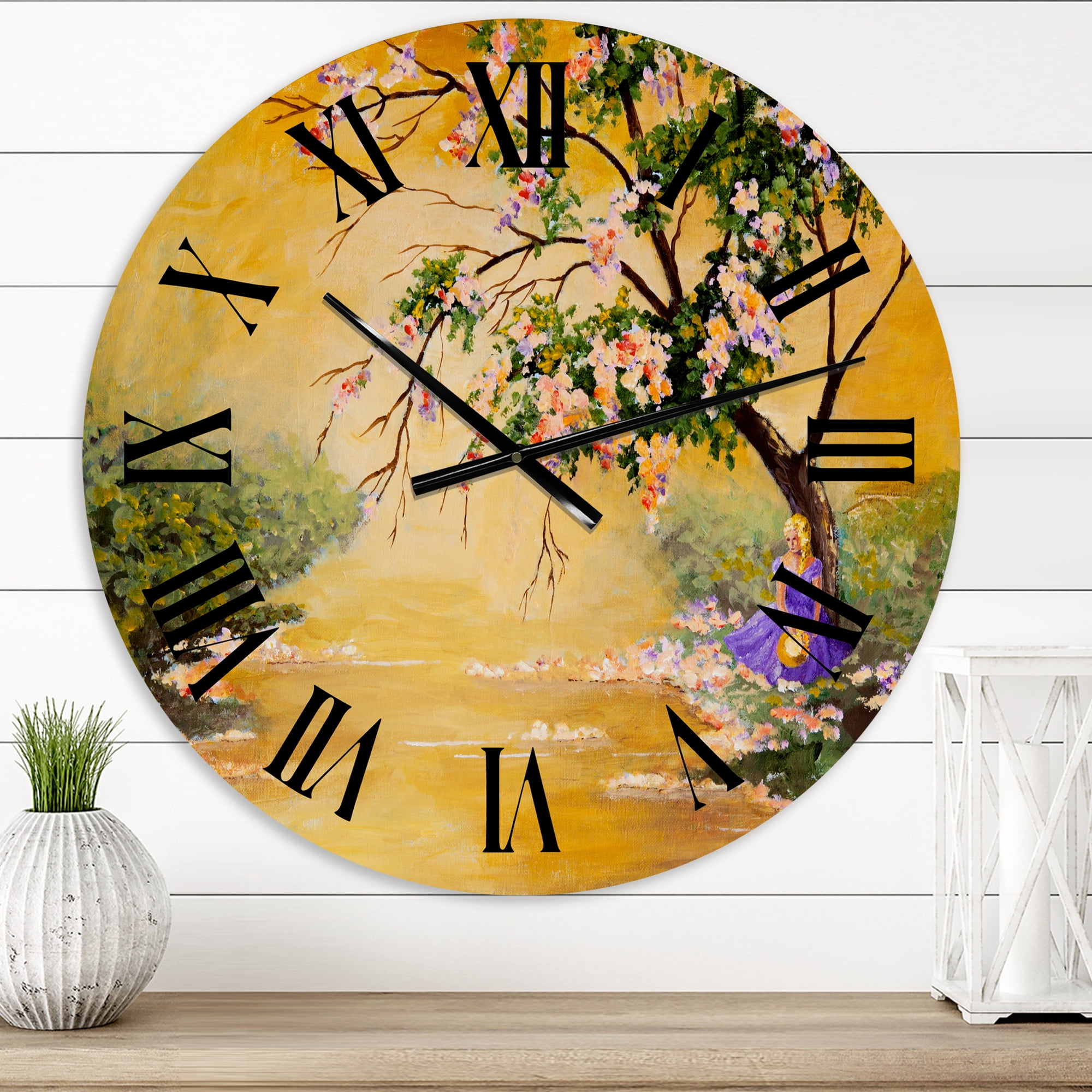 Designart 1 in Traditional Wall Clock