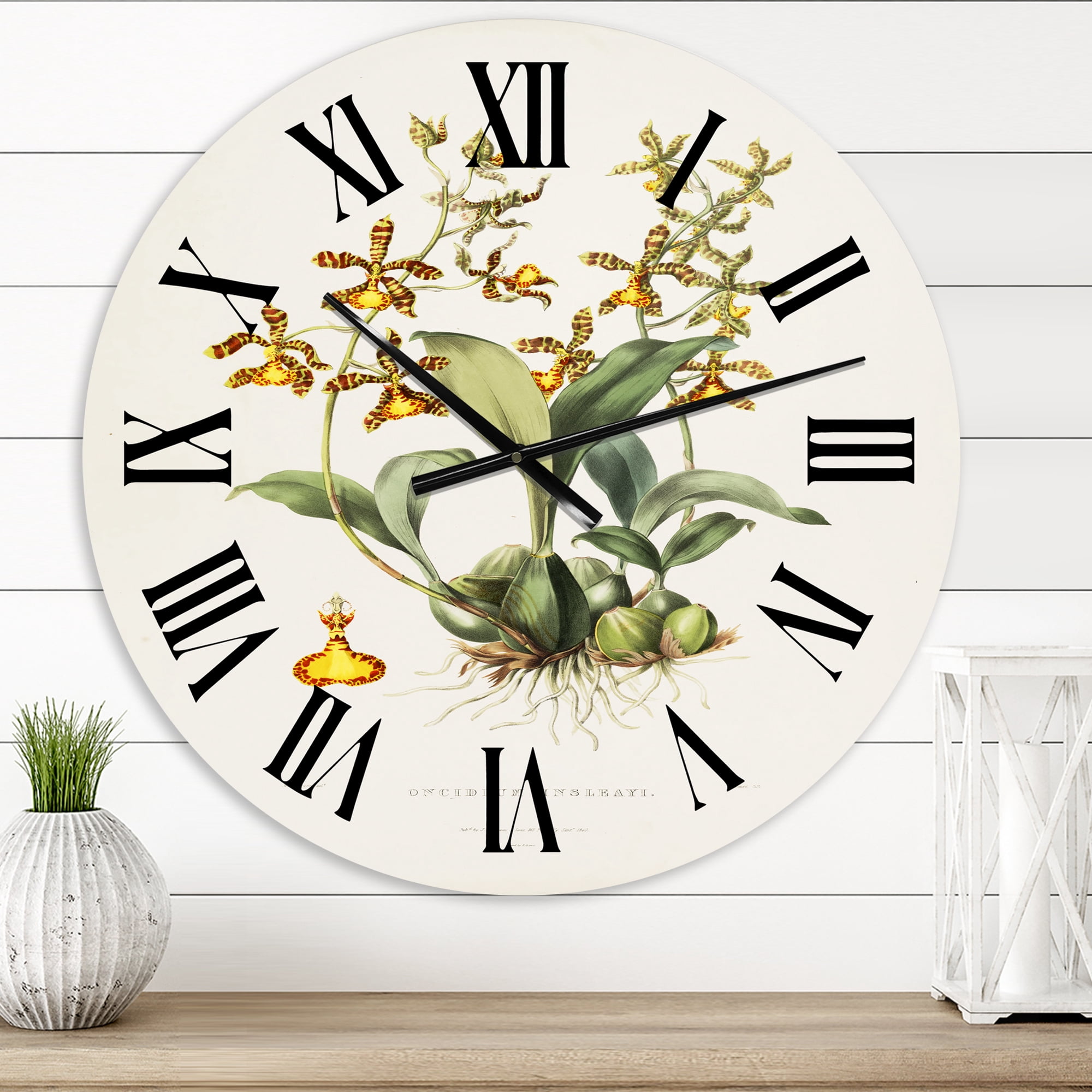 Designart 1 in Traditional Wall Clock