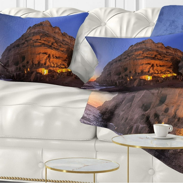 Polyester throw best sale pillows