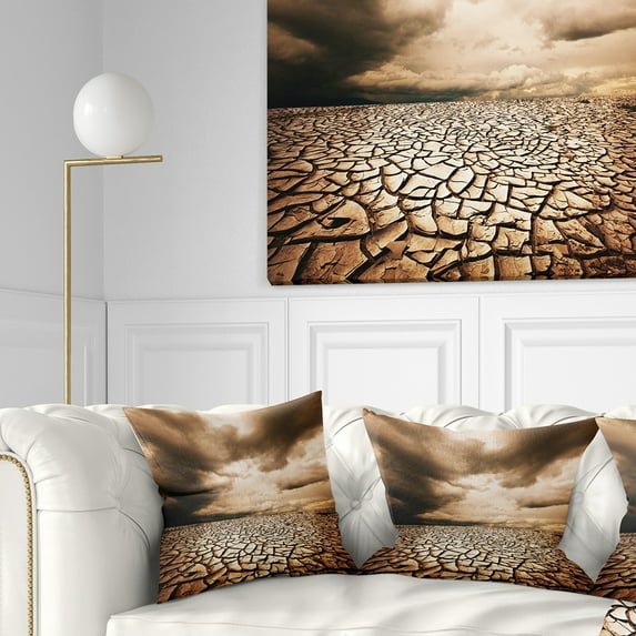 Designart 16" x 16" Brown Polyester Throw Pillow