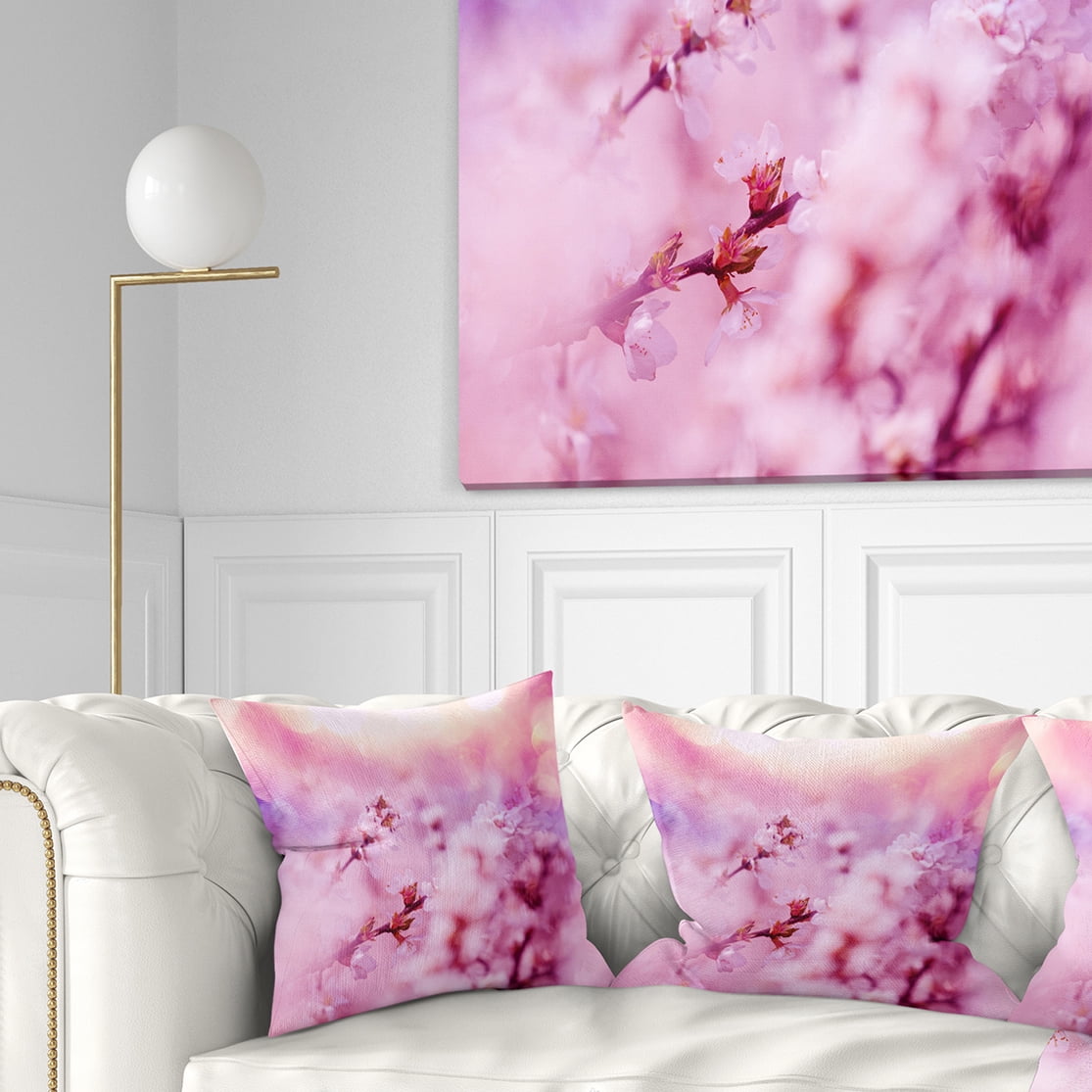 Designart 16" x 16" Purple Polyester Throw Pillow