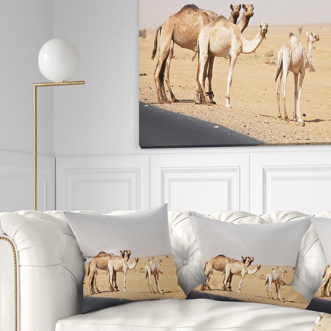 Designart 18" x 18" Animal Polyester Throw Pillow