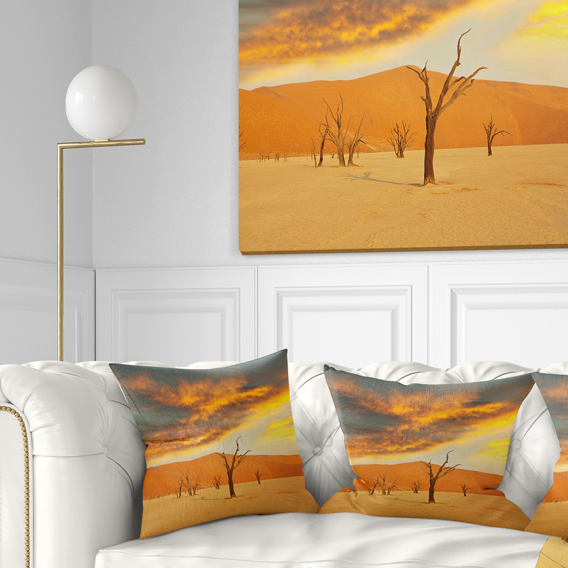Designart 18" x 18" Brown Polyester Throw Pillow