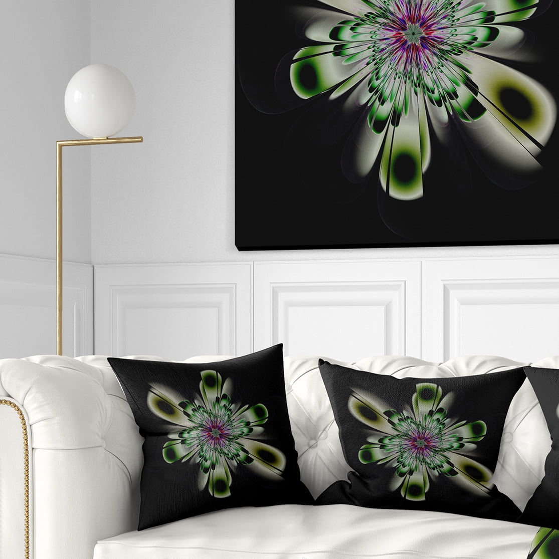 Designart 18" x 18" Green Polyester Throw Pillow