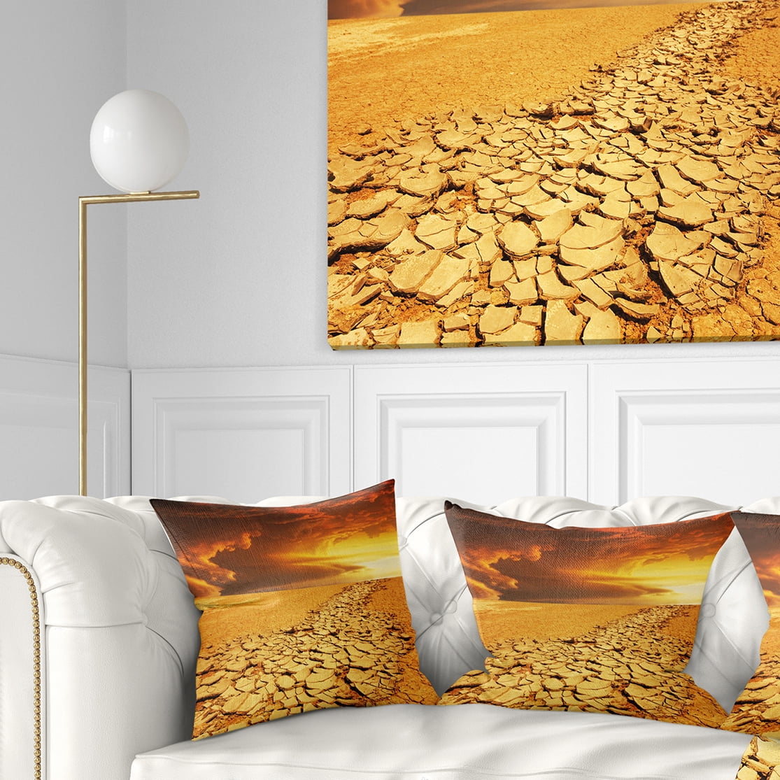Designart 18" x 18" Multi-color Landscape Polyester Throw Pillow