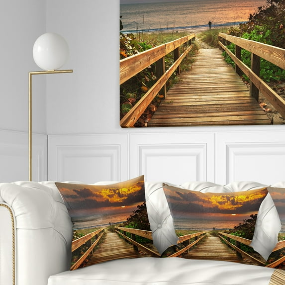 Designart 18" x 18" Multi-color Polyester Throw Pillow