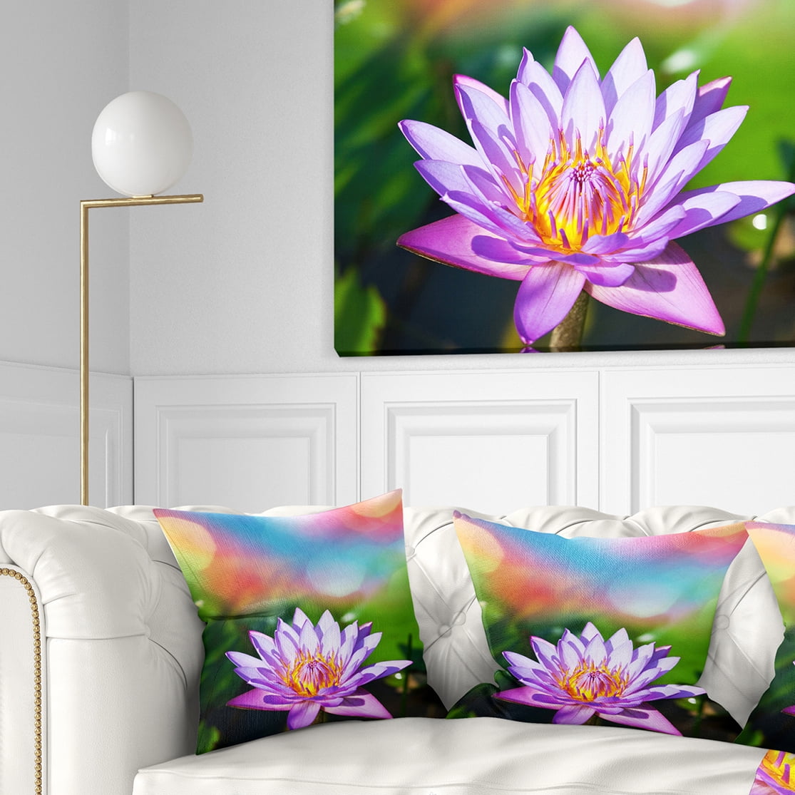 Designart 18" x 18" Purple Polyester Throw Pillow