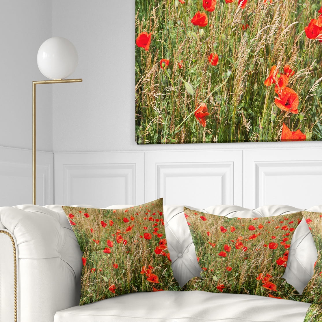 Designart 18" x 18" Red Polyester Throw Pillow