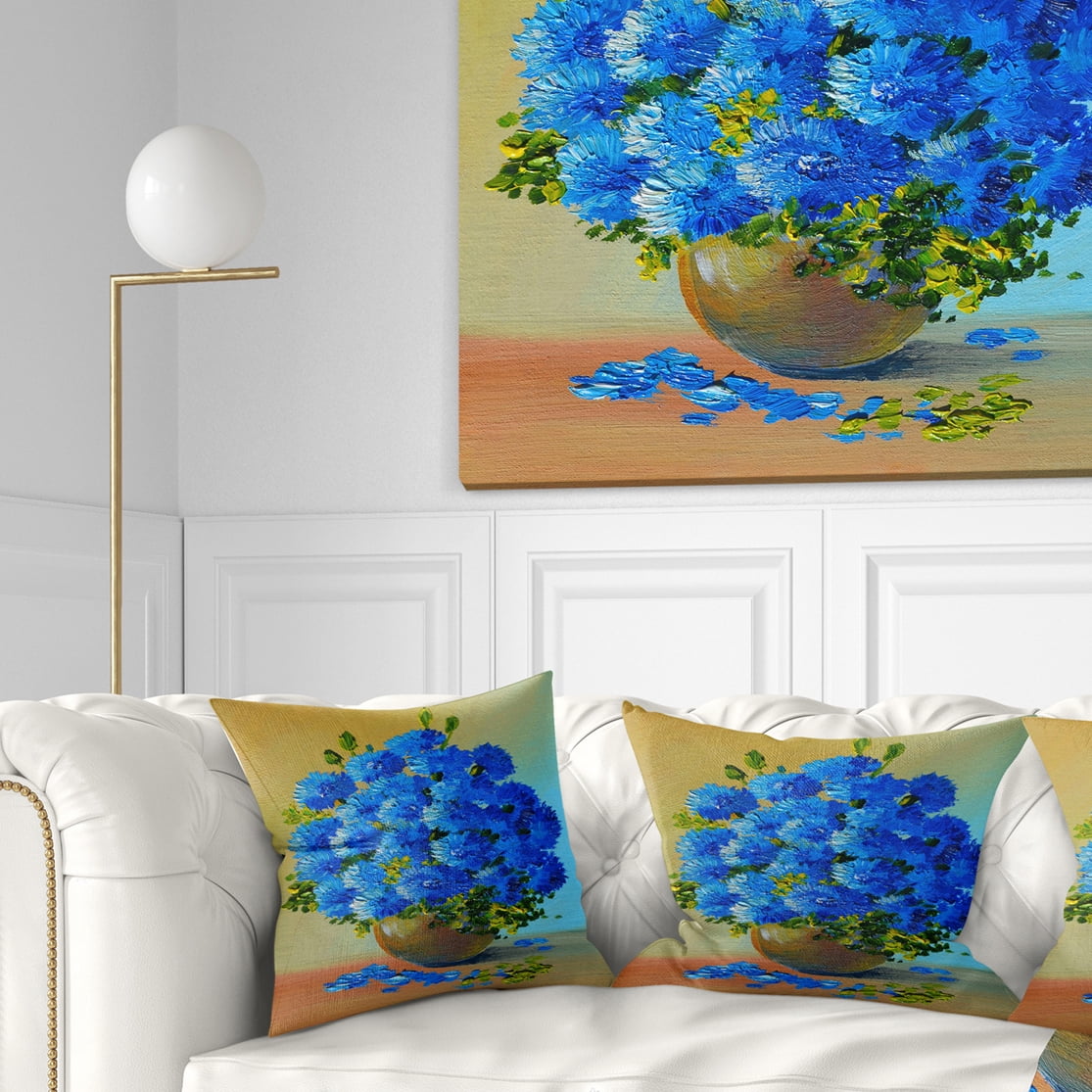 Designart A Bouquet of Blue Flowers - Floral Throw Pillow - 18x18