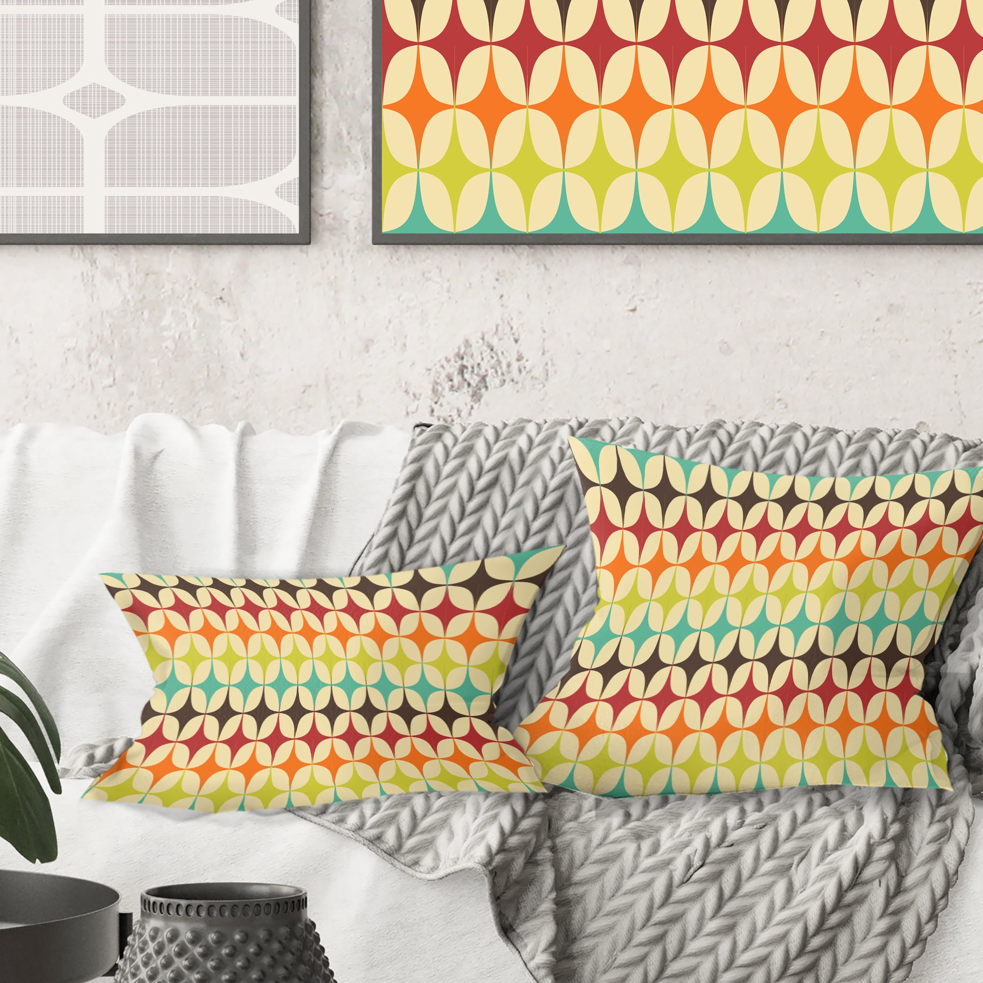 Designart Abstract Retro Geometric Pattern V' Mid-Century Modern Throw Pillow - 16x16