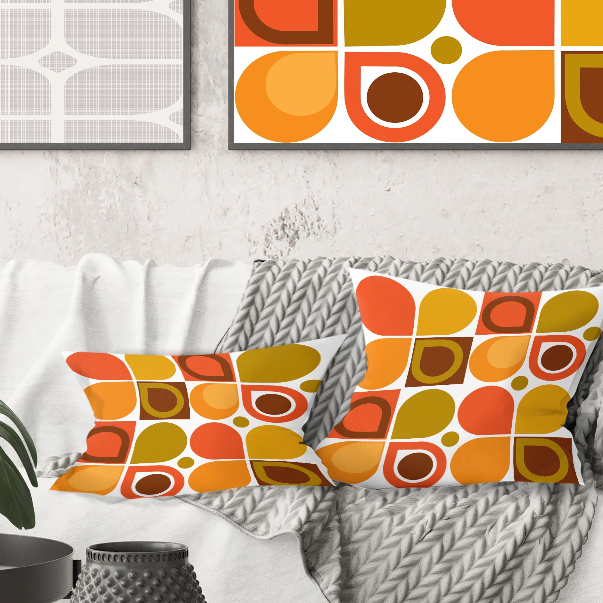 Designart Abstract Retro Geometric Pattern VI' Mid-Century Modern Throw Pillow - 18x18