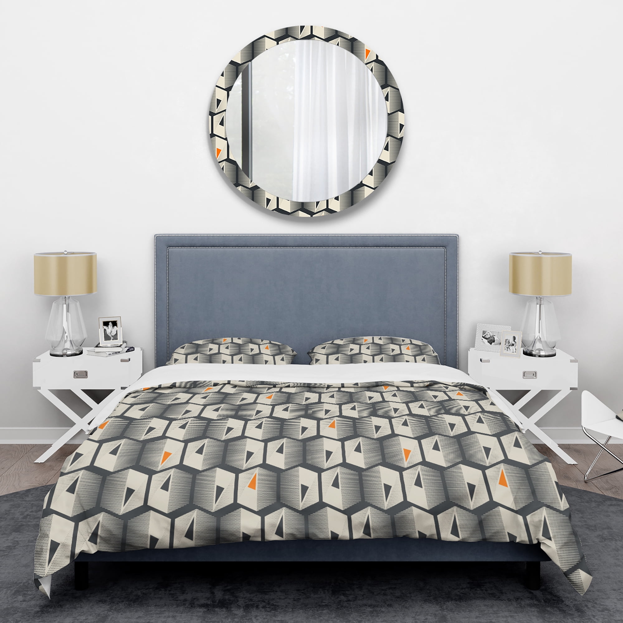 Designart 'Abstract Retro Triangular Geometrics' Mid-Century Modern Duvet Cover Set