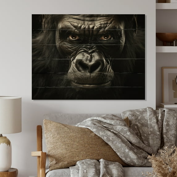 Designart "Africa Apes Grandeur" Animals Print on Natural Pine Wood