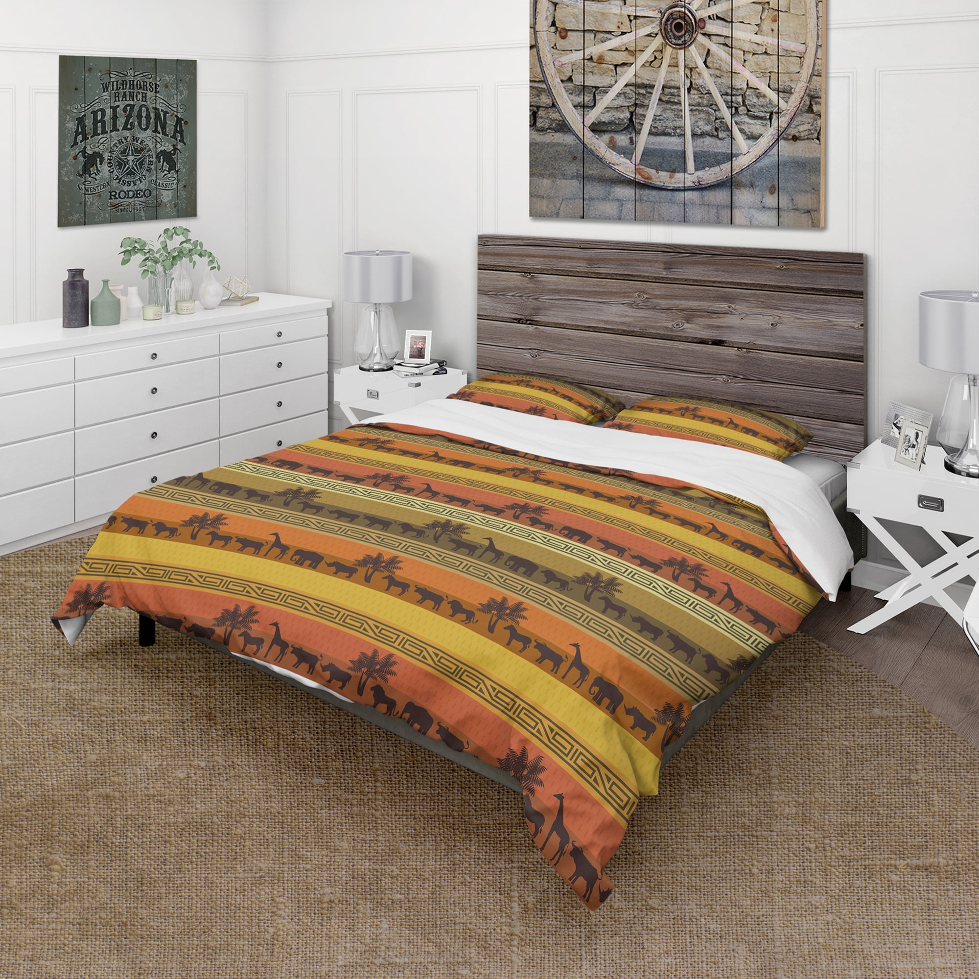 Designart 'African Wildlife with Ethnic Pattern' Tropical Duvet Cover Set
