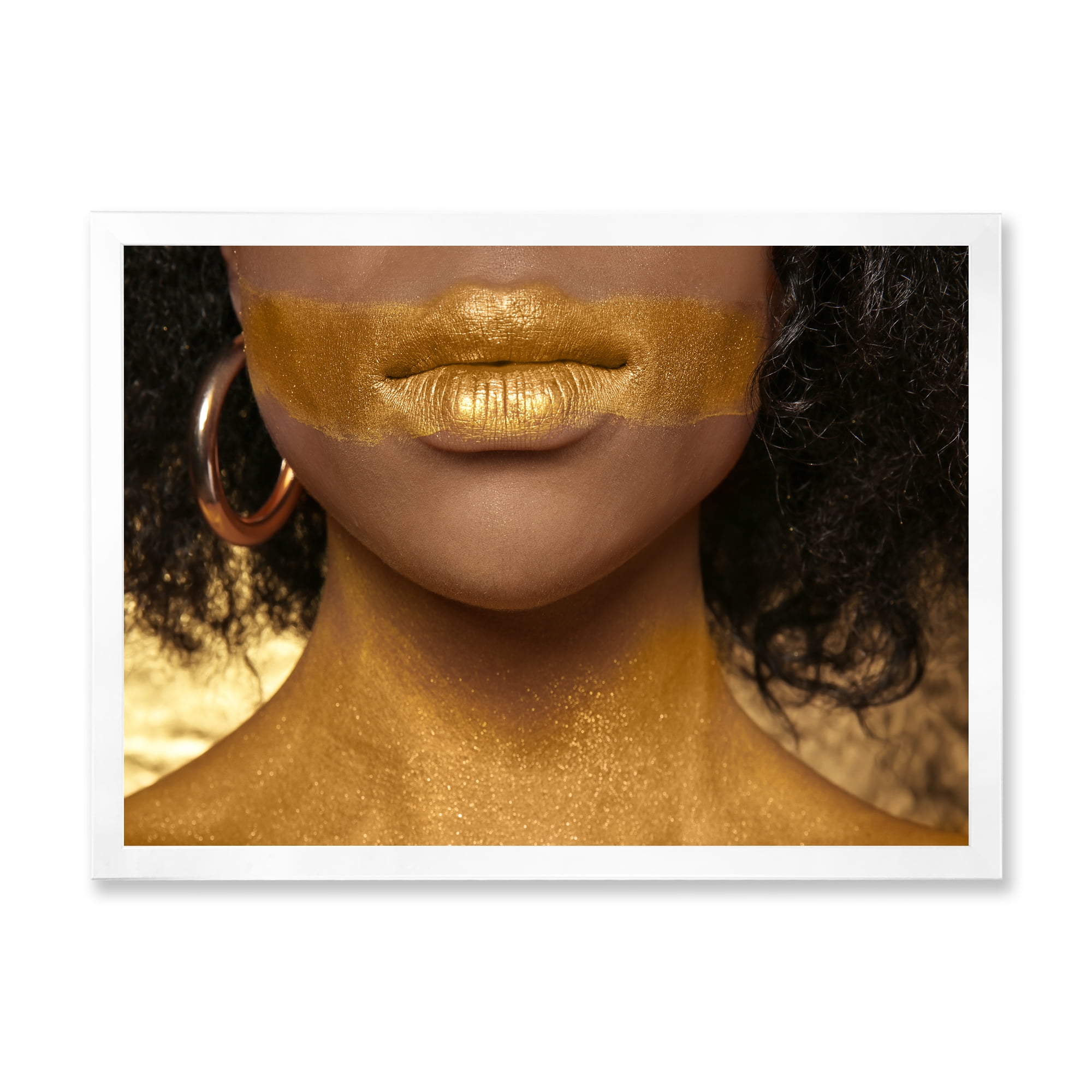 Designart 'Afro American Girl With Golden Paint on Body' Modern Framed Art Print
