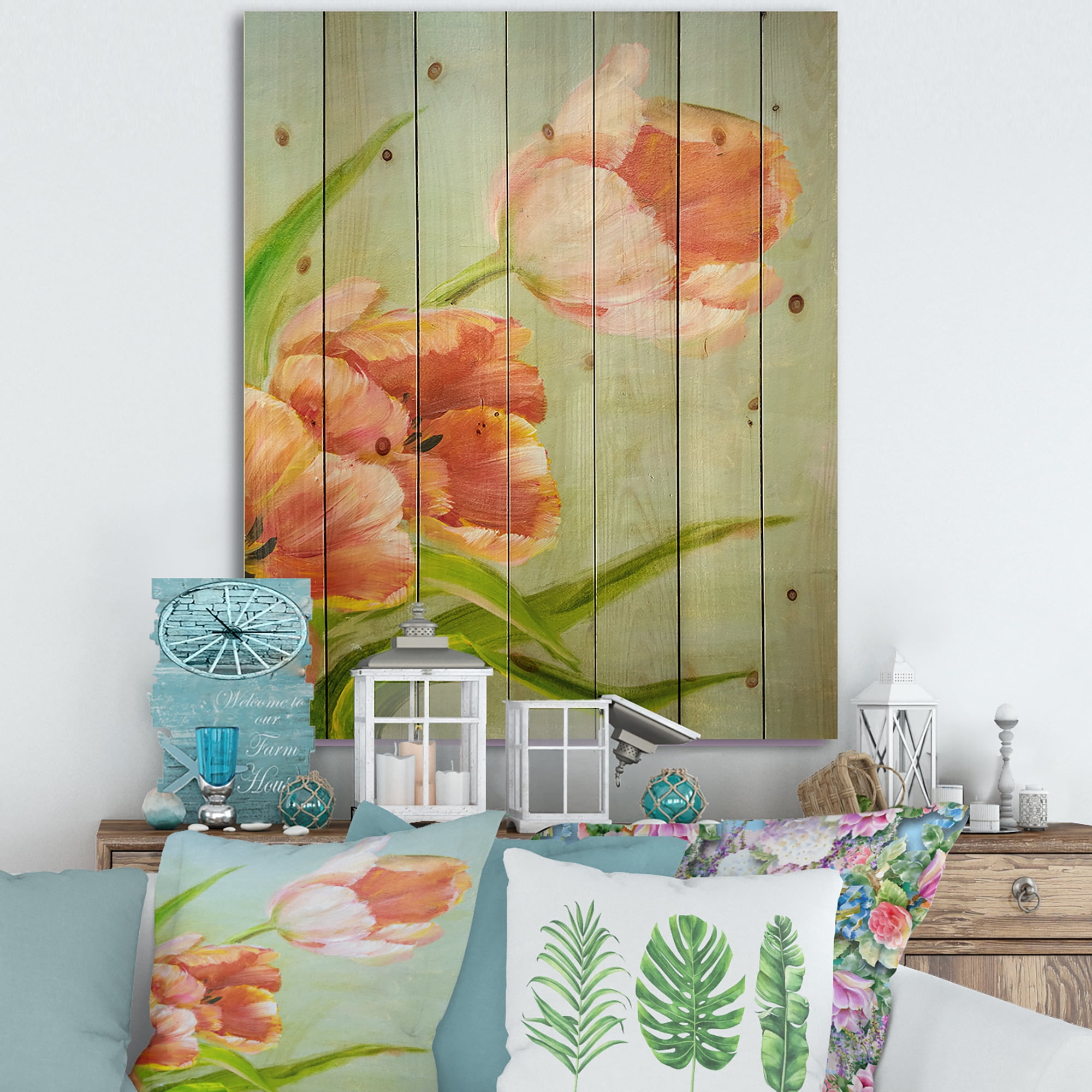 Designart 'Ancient Red Tulips Flowers I' Traditional Print on Natural Pine Wood