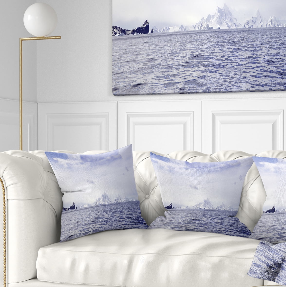 Designart Antarctic Sea with Icebergs - Seascape Throw Pillow - 16x16