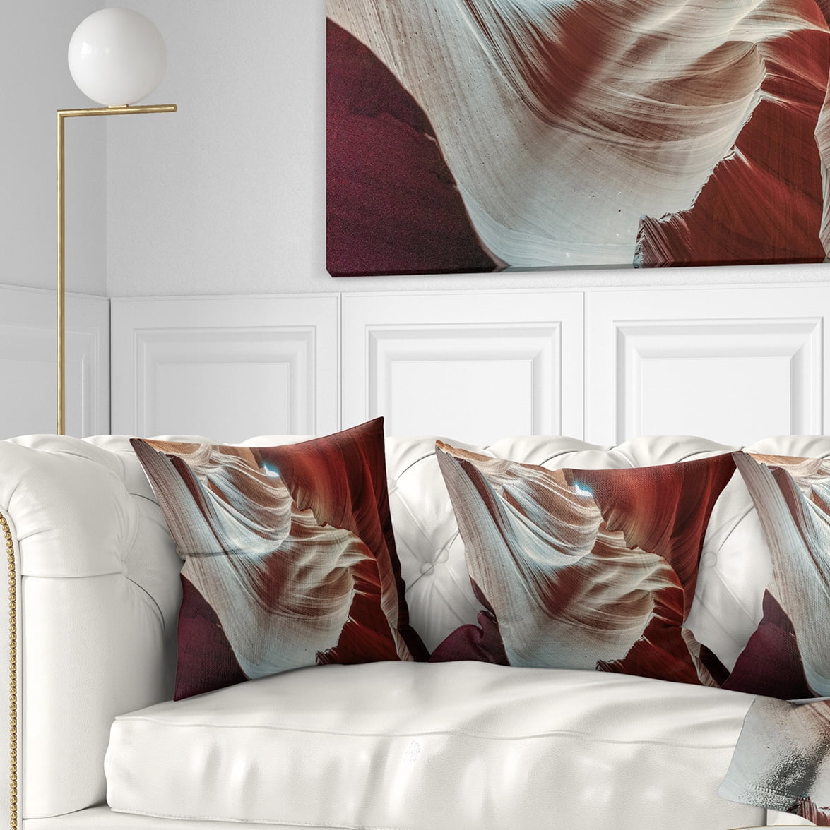 Designart Antelope Canyons Hollow - Landscape Photo Throw Pillow - 18x18