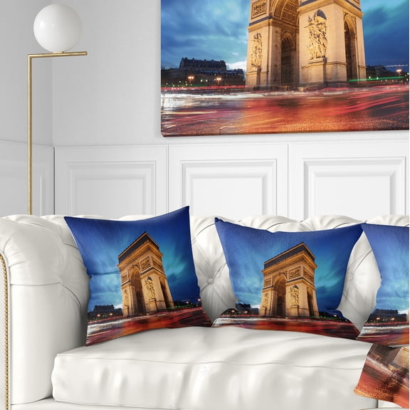 Designart Arch of Triumph in Paris - Landscape Photo Throw Pillow - 16x16